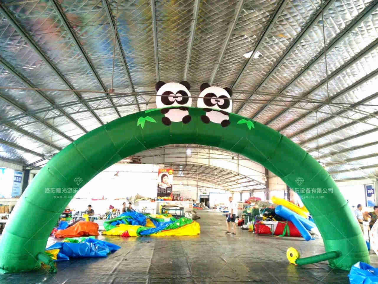 秦皇岛熊猫喷绘拱门